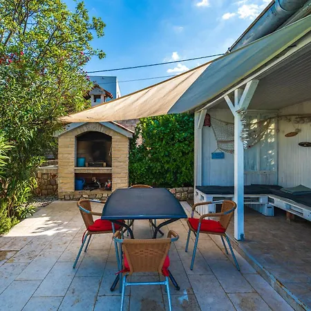 House Anita Villa *